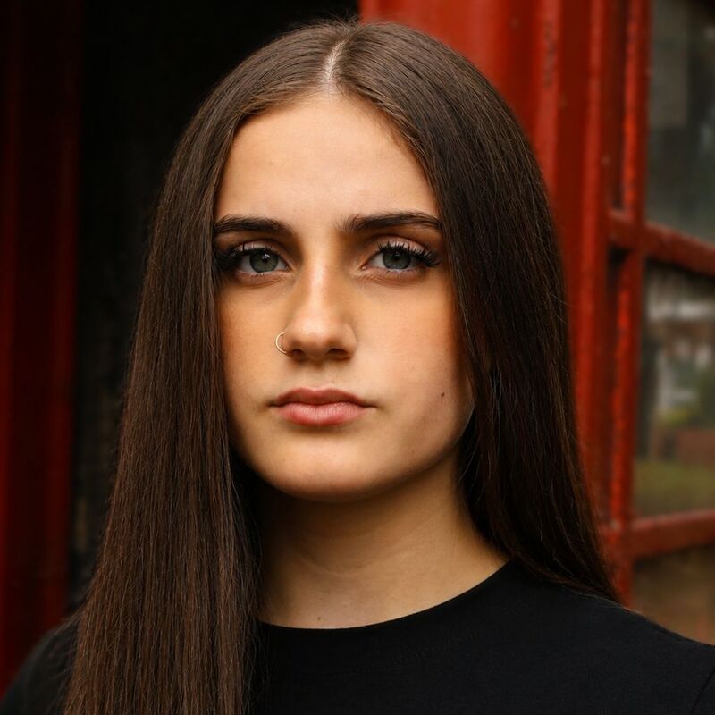 Amira Portrait 