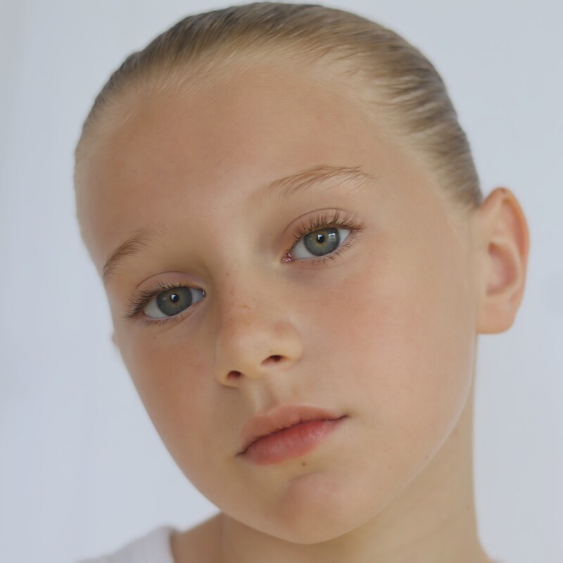 Annabel Magazine